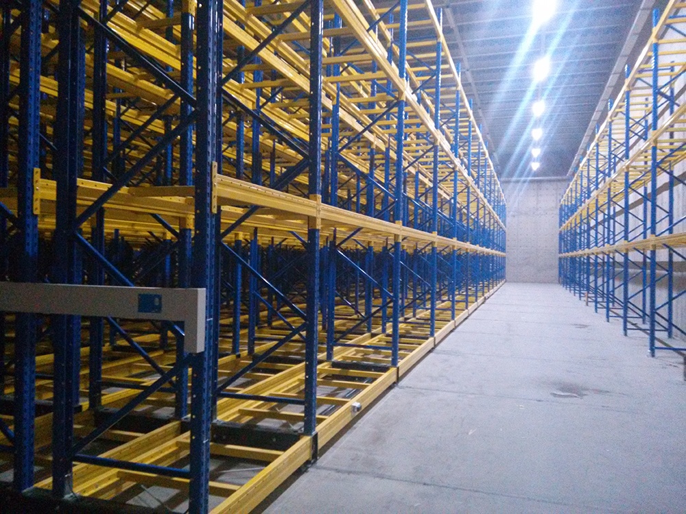 Product Display Rail Installation