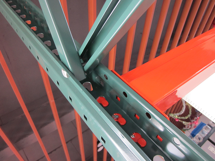 Pallet Rack Detail 4