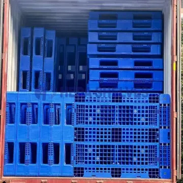Heavy duty rackable pallets in steel and composite polymers