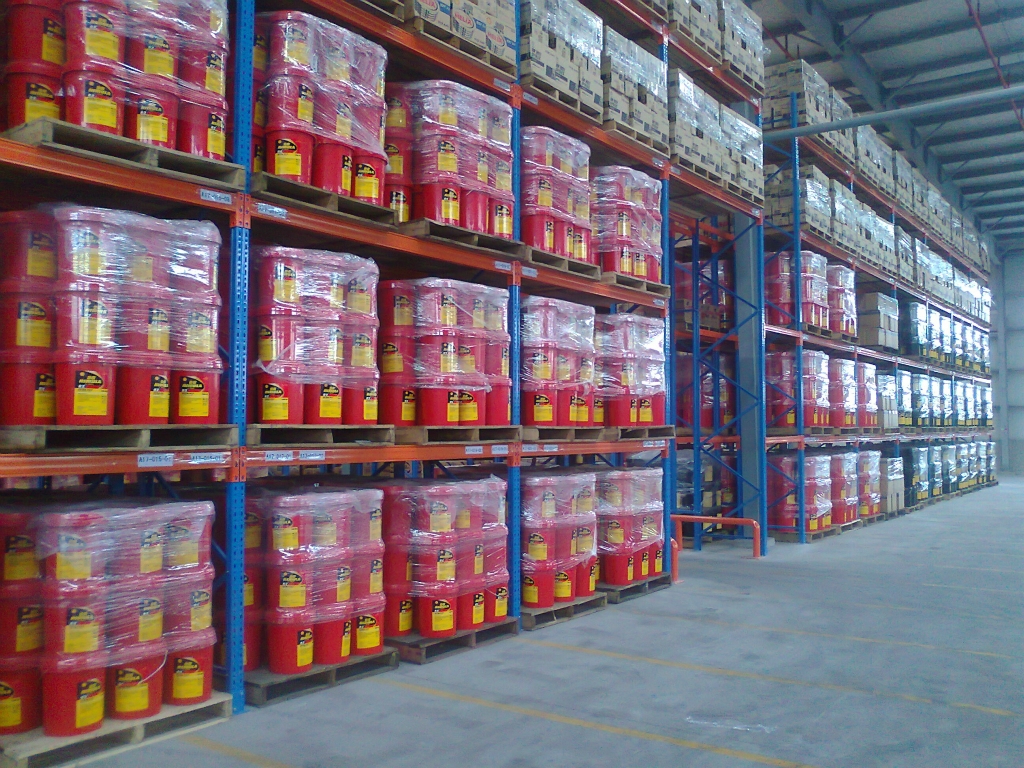 Favorable Price High Quality Heavy Duty Warehouse Storage Rack Industrial Selective Racks for Food Cold Room