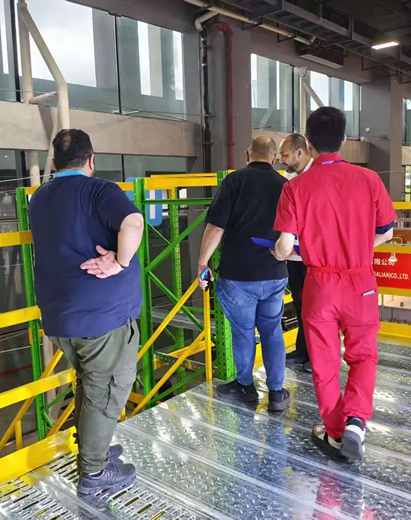 Showcasing high-density radio shuttle and pallet flow solutions