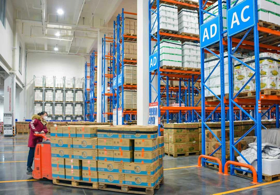Drive in Rack Warehouse Rack Heavy Duty Metal Drive in Pallet Racking System Heavy Duty Rack Roller Display