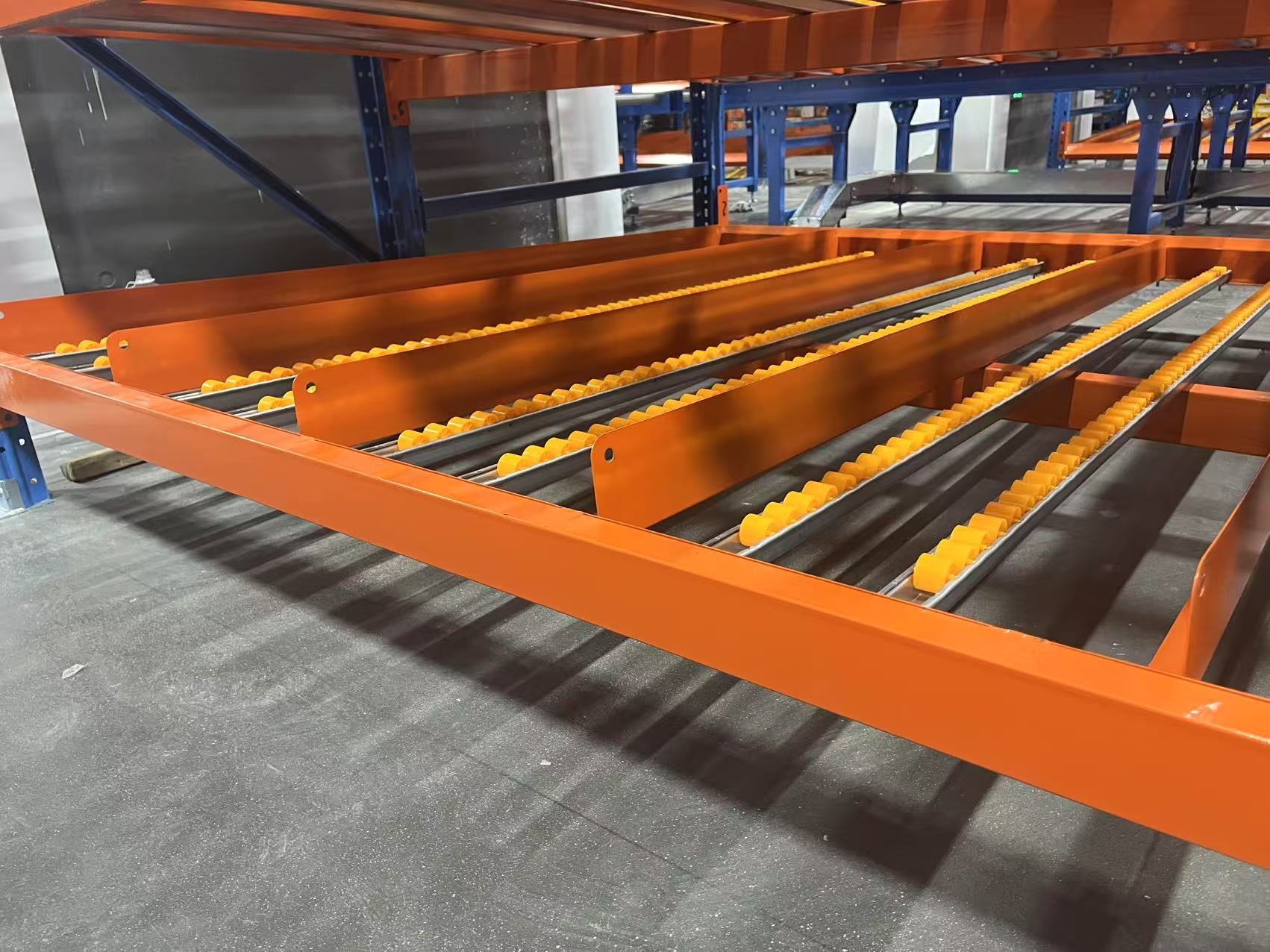 Multi-layer Carton Flow