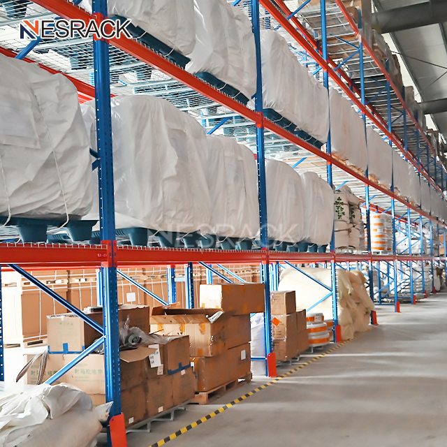 Adjustable Boltless Durable 4-Layers Steel Heavy Duty Pallet Rack 500-3000kg Warehouse Storage Rack