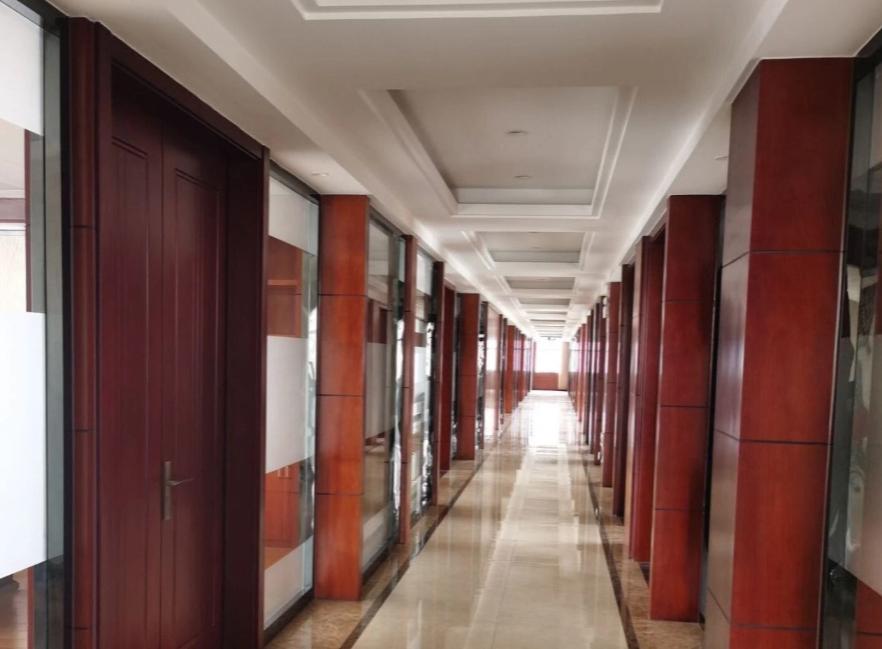 OEM Custom Metal Stamping Parts Steel Punched Shelf Rack Parts Sheet Metal Fabrication Welding Steel Punched Shelf Rack Parts