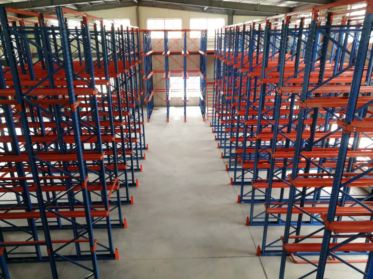 High Density Drive-In Pallet Rack Warehouse Storage System Drive in Rack Pallet Racking Double Deep Pallet Racks