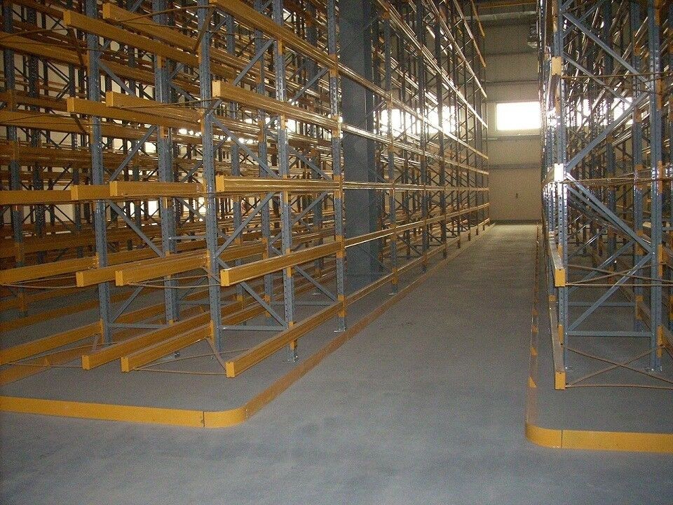 Warehouse Drive in Racking